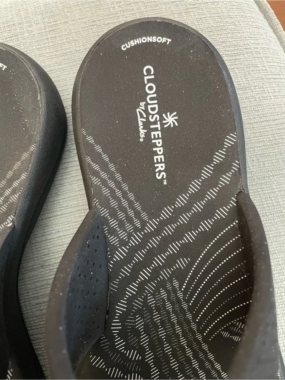 Cloudsteppers by Clarks comfortable black